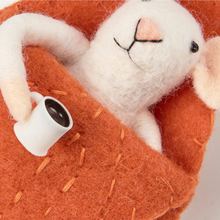 Load image into Gallery viewer, Mice in Leaves Critter Set