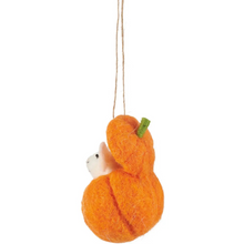 Load image into Gallery viewer, Pumpkin Mouse Critter