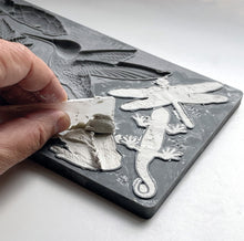 Load image into Gallery viewer, Dewdrop Pond Mould by IOD, Iron Orchid Designs 1