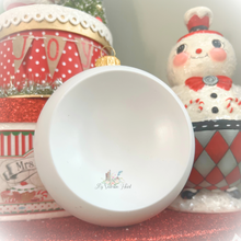 Load image into Gallery viewer, Conclave Indent Ornament Bauble