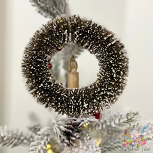 Load image into Gallery viewer, Bottlebrush Christmas Wreath with Candle, Ornaments, Back 