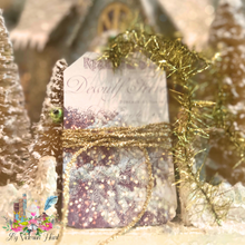 Load image into Gallery viewer, Gold My Victorian Heart Tinsel Twine