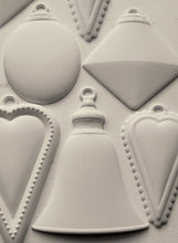 Load image into Gallery viewer, Bibelots 2 Mould by IOD