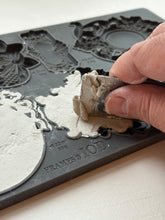 Load image into Gallery viewer, Frames 3 Mould by IOD