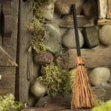 Load image into Gallery viewer, Miniature Natural Straw Broom