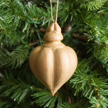 Load image into Gallery viewer, Paper Mache Christmas Ornament, 5&quot;