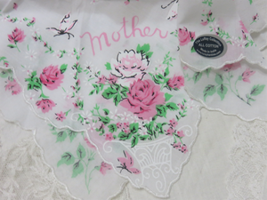 Pink roses vintage inspired Mother Hanky Gift Card